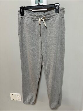 Vuori DreamKnit Performance Jogger Pants Gray Heather Size Small